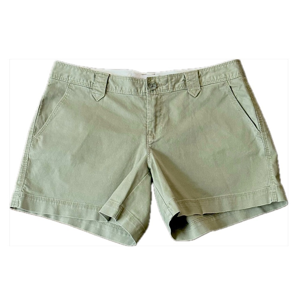 OLD NAVY Olive Green Low Rise Casual Trouser Shorts Size 6